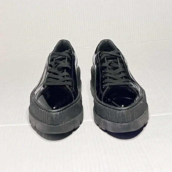 Stylish Women's Black Platform Sneakers - Picture 10 of 13